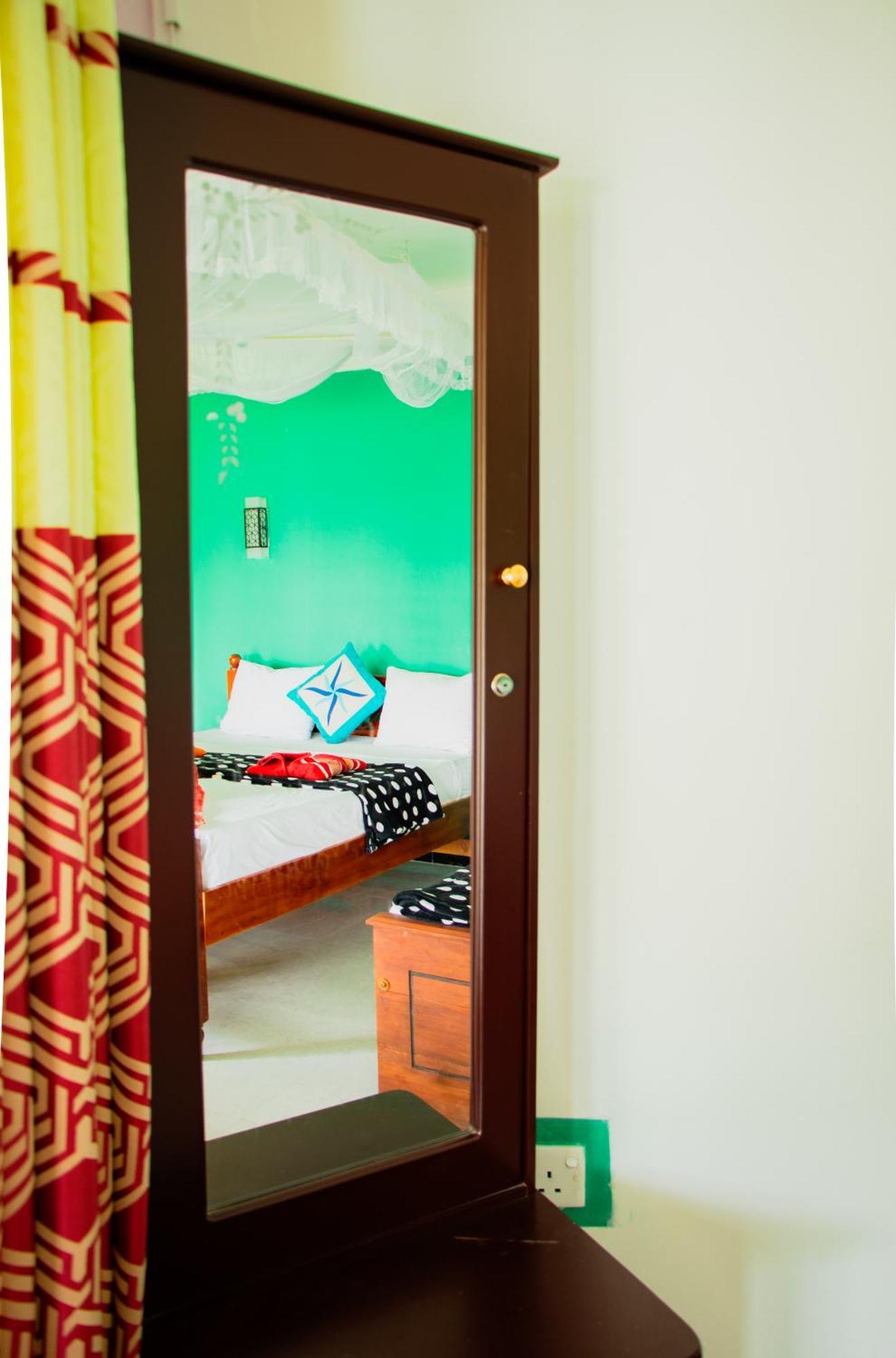 The Sunshine Ella Apartment Exterior foto